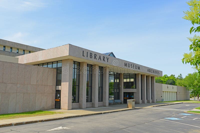 Lithgow Public Library
